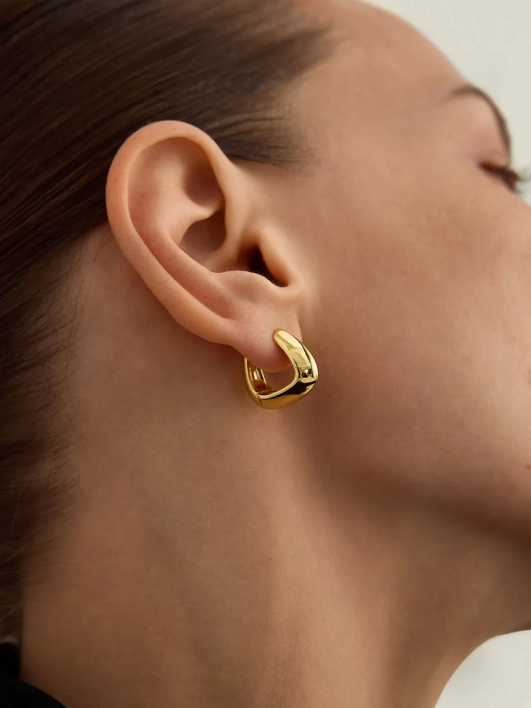 Triangle Hoops